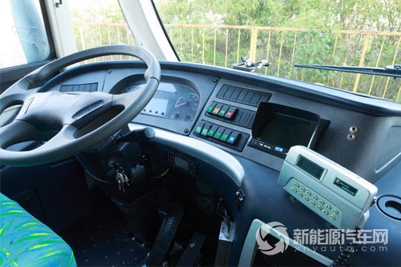 恒通純電動(dòng)公交客車CKZ6127HBEV