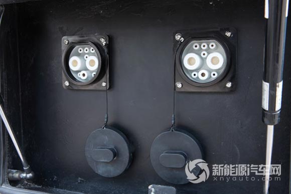 恒通純電動(dòng)公交客車CKZ6127HBEV
