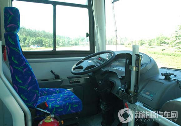 中通LCK6121HEV混合動(dòng)力客車(chē)
