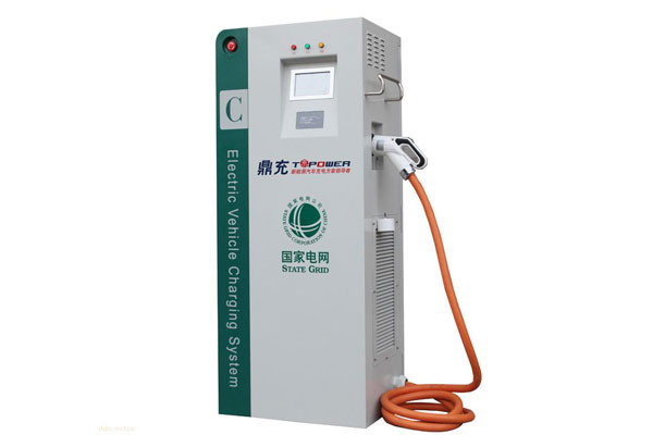 上海鼎充直流充電樁