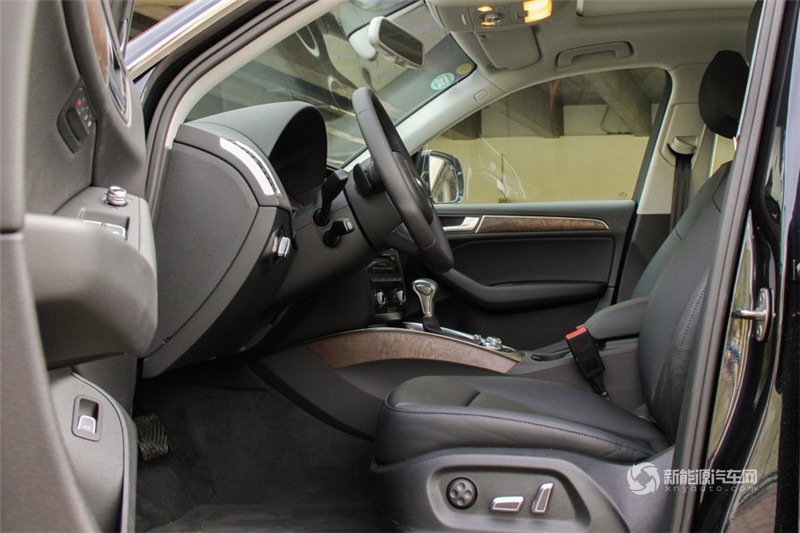 奧迪Q5 2013款 40TFSI hybrid quattro
