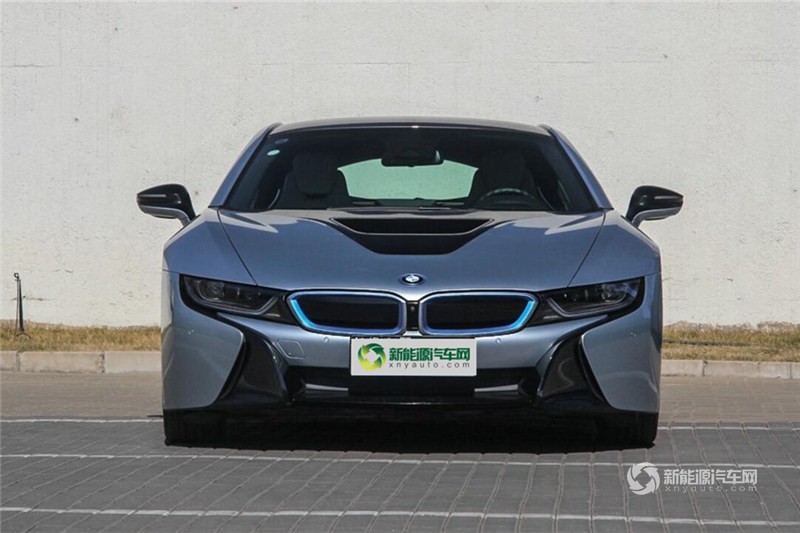 寶馬i8 2014款 標(biāo)準(zhǔn)型