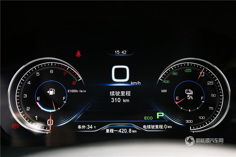 比亞迪秦100 2017款 1.5T 基本型