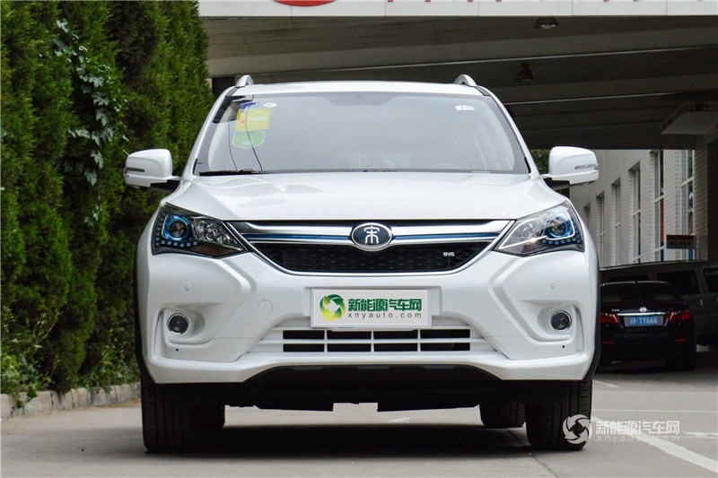 比亞迪宋DM 2017款 1.5TID 全時(shí)四驅(qū)尊貴型