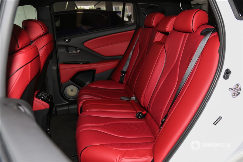 謳歌Acura CDX 混動 2018款 2.0L 創(chuàng)享·魅版