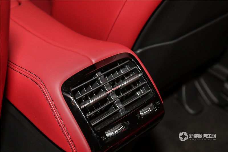 謳歌Acura CDX 混動 2018款 2.0L 創(chuàng)享·魅版