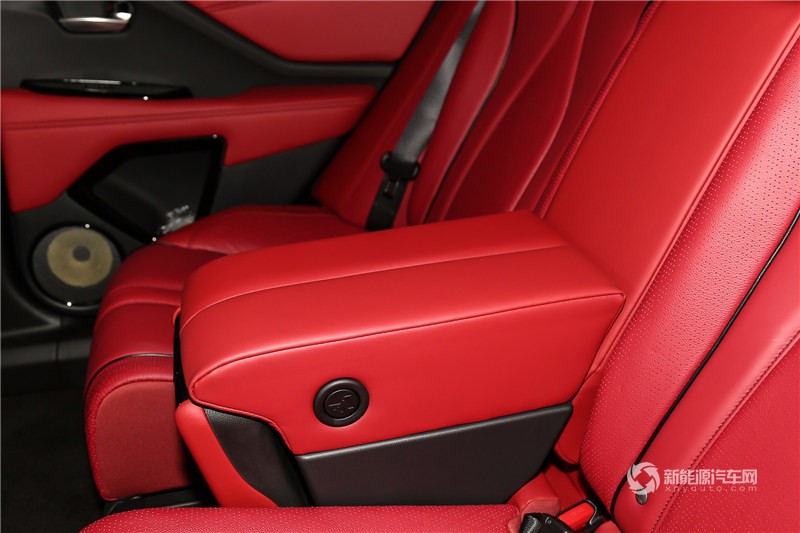 謳歌Acura CDX 混動 2018款 2.0L 創(chuàng)享·魅版