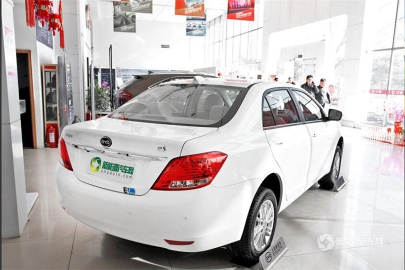 比亞迪e5 2018款 450 智聯(lián)尊享型