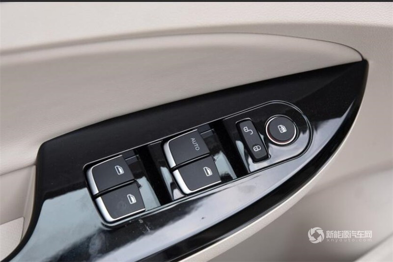 比亞迪e5 2017款 300 e享型