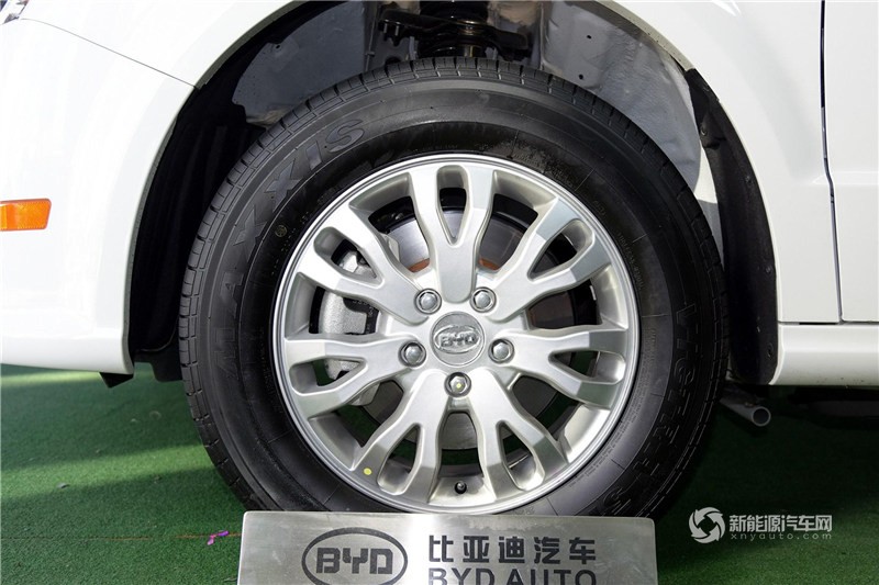 比亞迪e6 2016款 400精英版