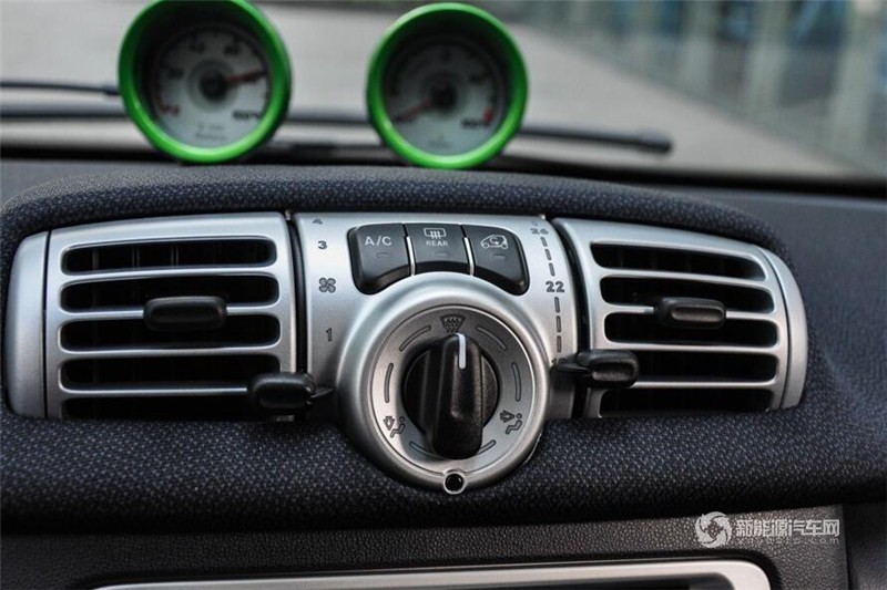 smart fortwo 2014款 電動(dòng)車 electric drive