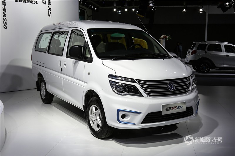 菱智M5 EV 2018款 電動(dòng)車
