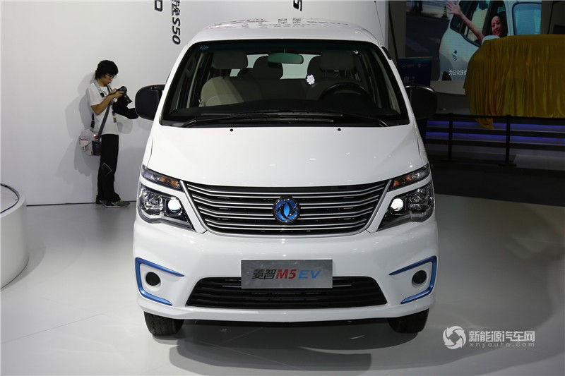 菱智M5 EV 2018款 電動(dòng)車