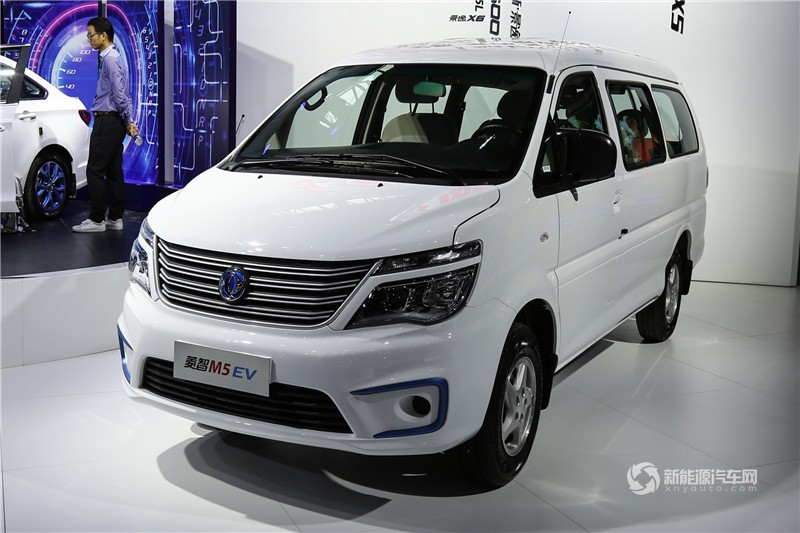 菱智M5 EV 2018款 電動(dòng)車