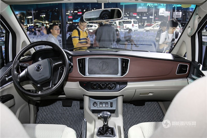 菱智M5 EV 2018款 電動(dòng)車