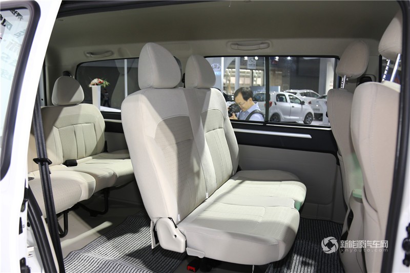 菱智M5 EV 2018款 電動(dòng)車