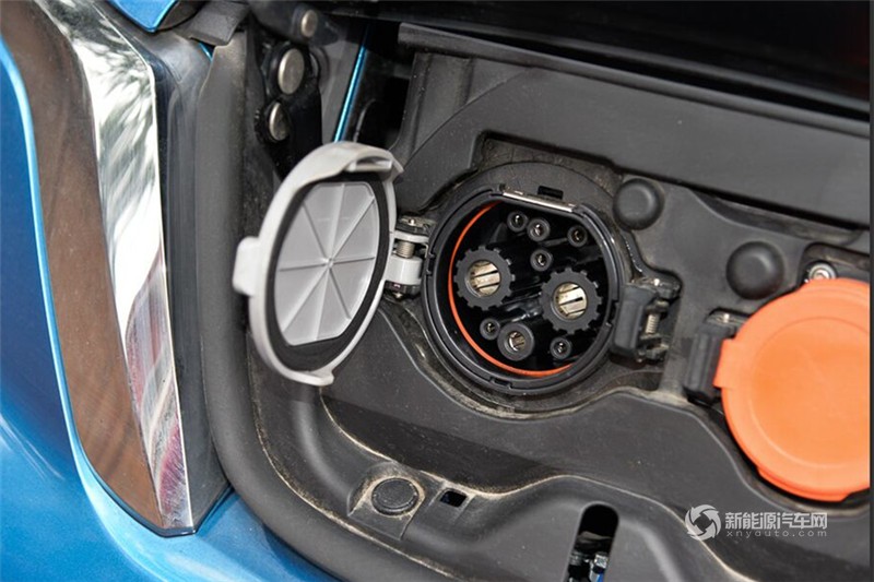晨風 2014款 領航版6.6KW