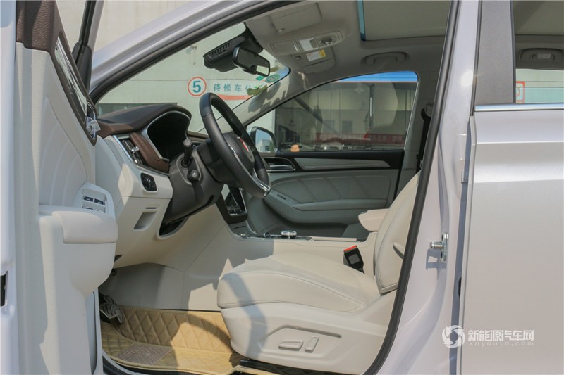 榮威ERX5 2017款 EV400 電動(dòng)互聯(lián)至尊版