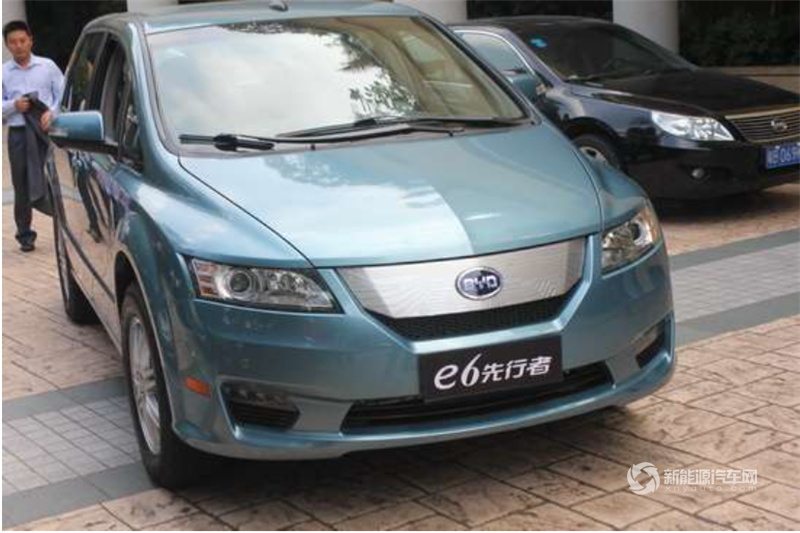 比亞迪E6純電動(dòng)轎車