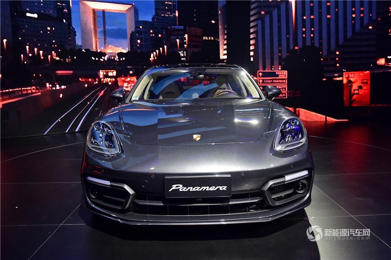 Panamera 4 E-Hybrid 2017款 行政加長版 2.9T