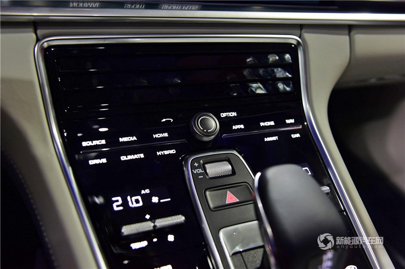Panamera 4 E-Hybrid 2017款 行政加長版 2.9T