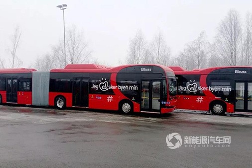 喜訊連連！比亞迪打造北歐最大純電動鉸接大巴車隊