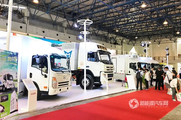 大運汽車攜全系純電動產(chǎn)品強勢亮相北京國際新能源車展