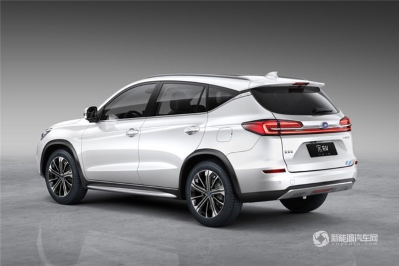 宋EV 2019款 500 智聯(lián)領(lǐng)動(dòng)型