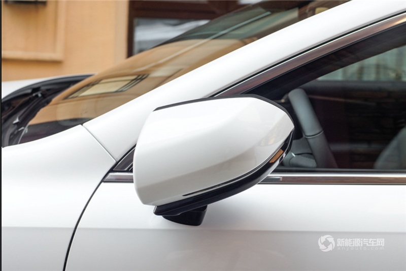 比亞迪 秦Pro DM 2019款 1.5TI 自動智聯(lián)銳耀型