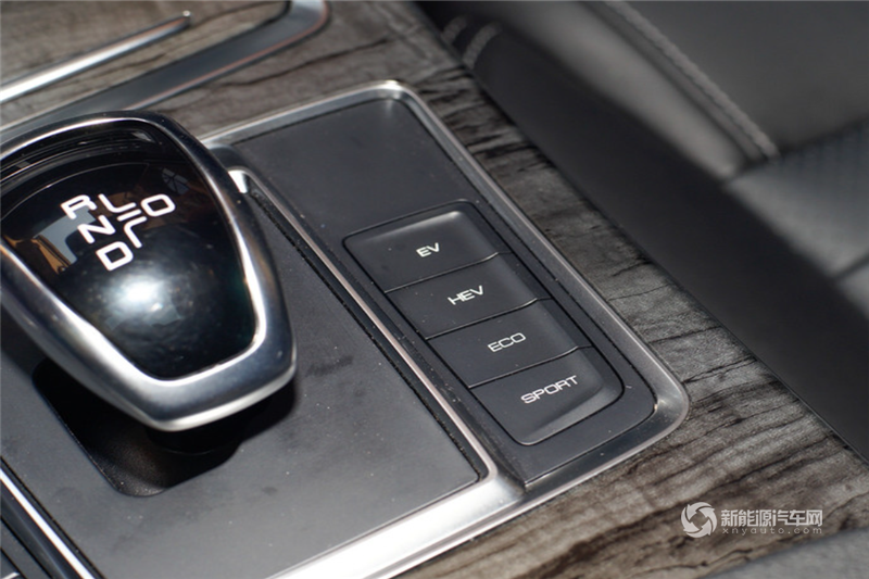 比亞迪 秦Pro DM 2019款 1.5TI 自動智聯(lián)銳耀型
