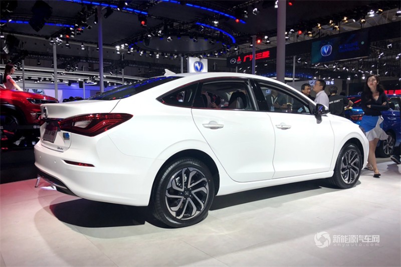 長安新能源 逸動(dòng)EV 2019款 EV460 智領(lǐng)版