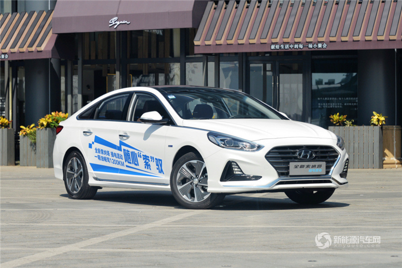 現(xiàn)代索納塔插電混動 2018款 2.0L 自動智尊版 國六