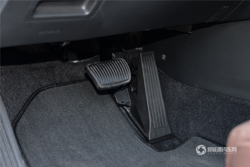 現(xiàn)代索納塔插電混動 2018款 2.0L 自動智尊版 國六
