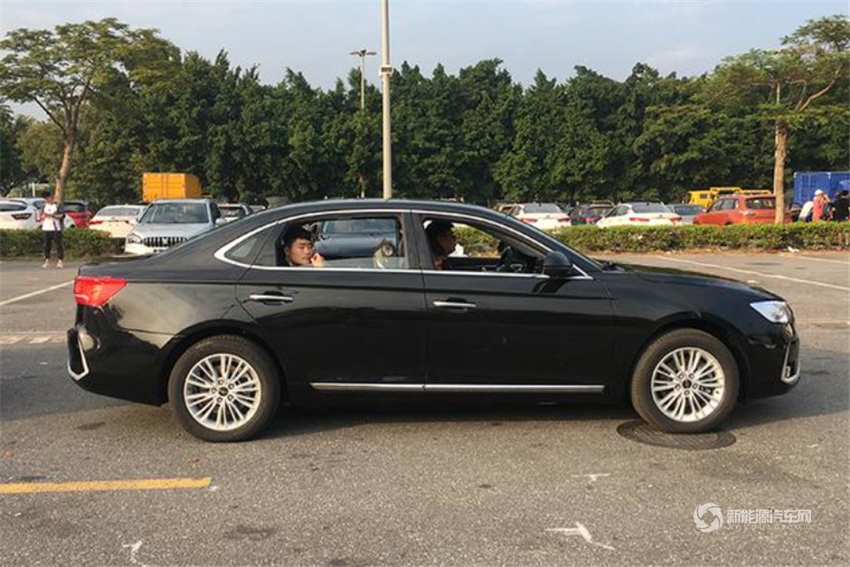 廣州車展實(shí)拍江淮iEVA60新車