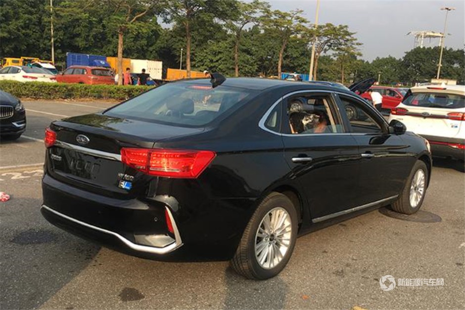 廣州車展實(shí)拍江淮iEVA60新車