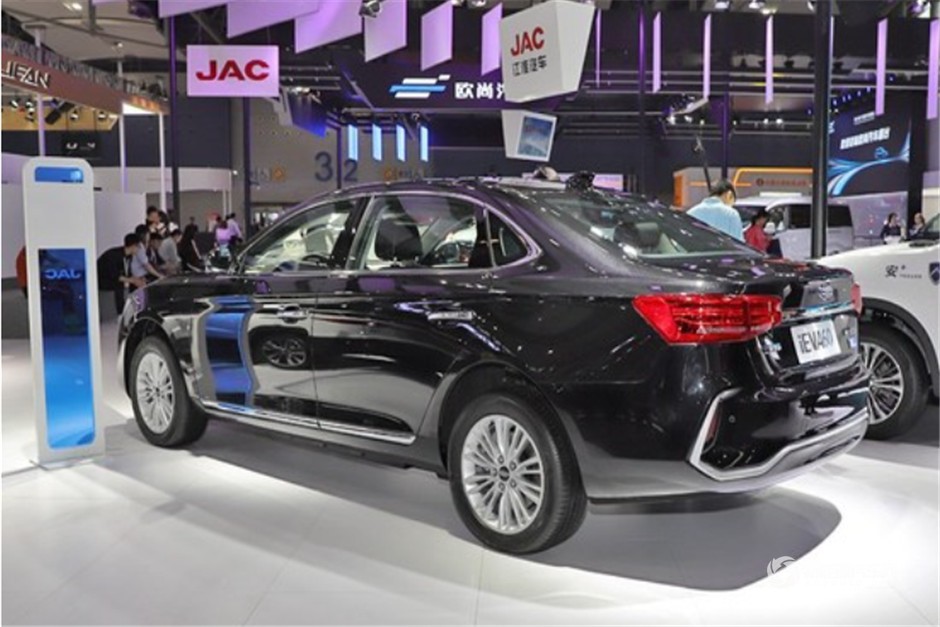 廣州車展實(shí)拍江淮iEVA60新車