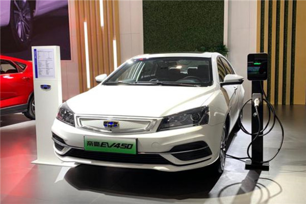 2018廣州車展吉利帝豪EV450