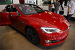 Model S在停車場(chǎng)起火 特斯拉稱正在調(diào)查