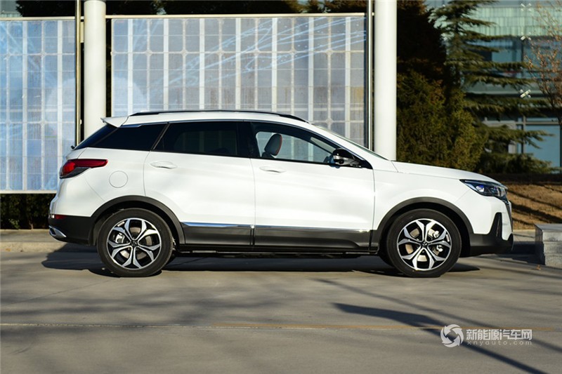 北汽新能源 EX5 2019款 悅潮版