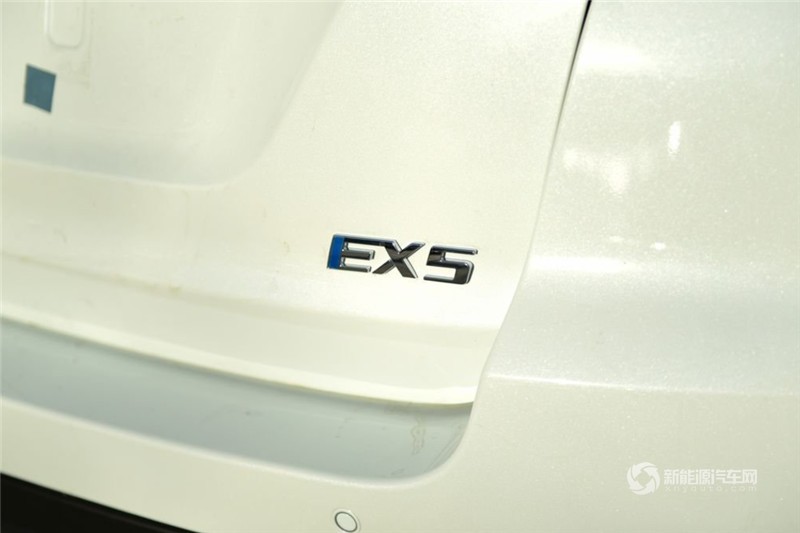 北汽新能源 EX5 2019款 悅潮版