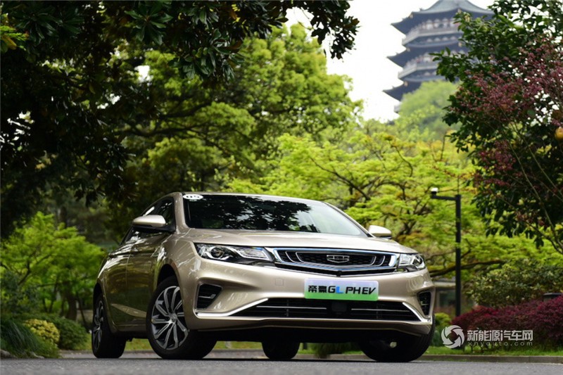 吉利帝豪GL PHEV 2019款 基本型