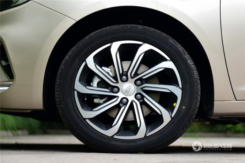 吉利帝豪GL PHEV 2019款 基本型