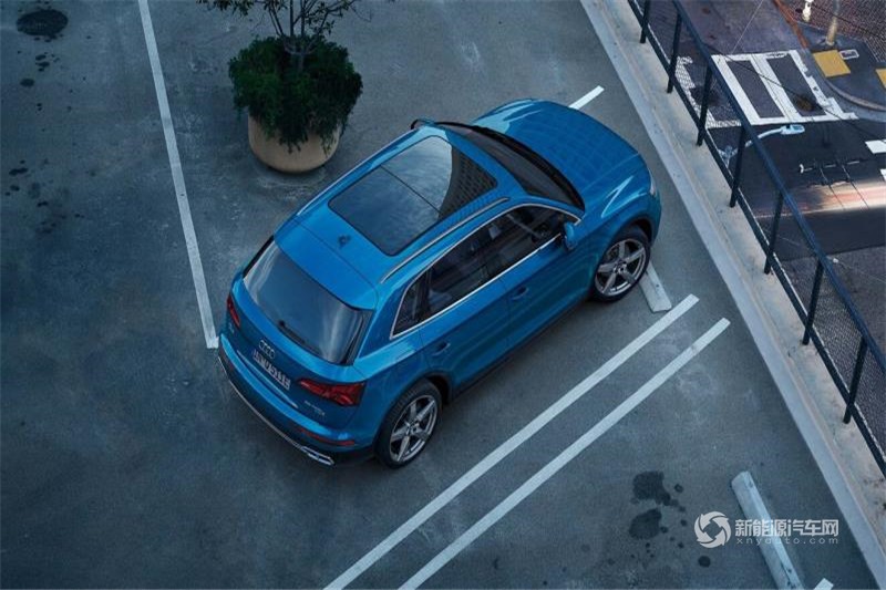 奧迪Q5 2019款 55 TFSI e quattro