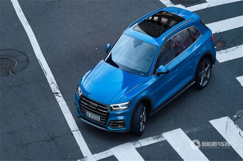 奧迪Q5 2019款 55 TFSI e quattro