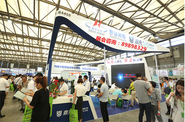 房產(chǎn)、物業(yè)等組團(tuán)參觀采購(gòu)，8月上海充電設(shè)施展空前火熱
