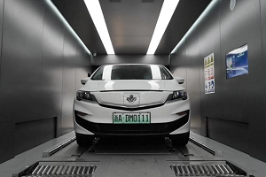 楓葉汽車楓葉80V上市 售價15.98萬元起