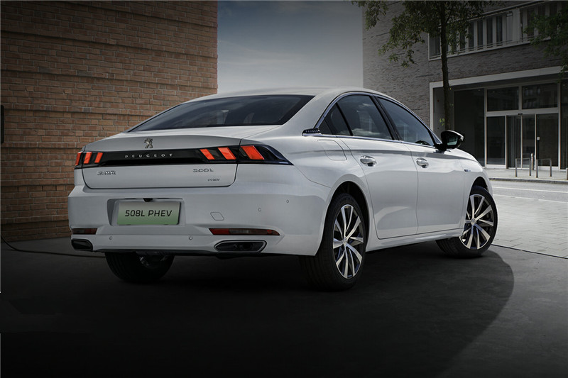 東風標致508L PHEV 2021款 1.6T 駕控版