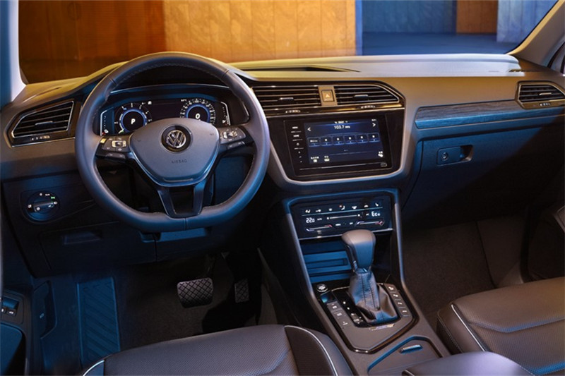 大眾途觀L插電混動(dòng) 2021款 430 PHEV 尊貴版