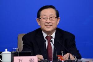 萬鋼：搶抓機(jī)遇，以電動、智聯(lián)、低碳出行為突破口，帶動產(chǎn)業(yè)升級