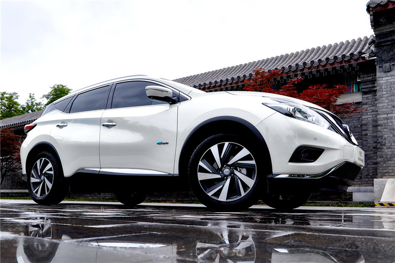 日產(chǎn)樓蘭混動 2021款 2.5 S/C 四驅(qū) XE 智聯(lián)尊尚版
